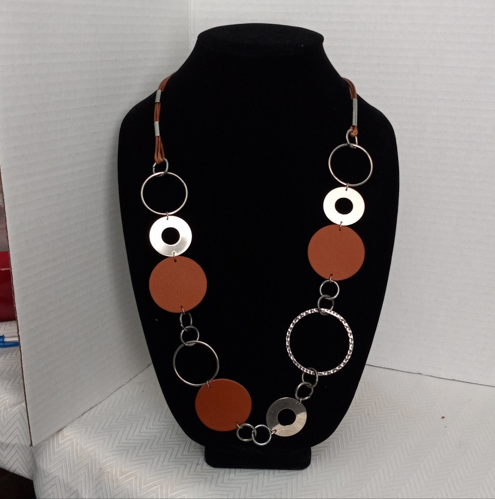 2 Pieces Silver and Brown Pendant Necklaces And Silver Pendant Necklaces Fantasy